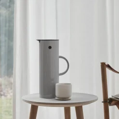 Stelton Isolierkanne hellgrau 1 Liter